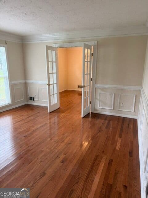 3 bedroom, 2 bathroom, 2,407 sq ft single family residence for sale at 1587 Drayton Woods Drive, Tucker, GA 30084 — photo 6