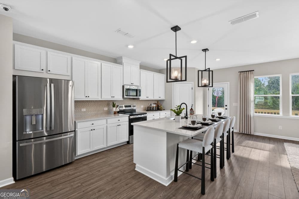 4 bedroom, 3.5 bathroom, 2,340 sq ft townhouse for sale at 2711 Dreycott Lane, Lawrenceville, GA 30043 — photo 8
