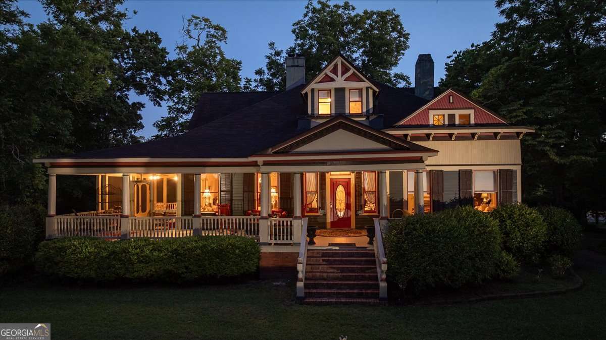 4 bedroom, 3 bathroom, 3,872 sq ft single family residence for sale at 311 Church Street, Lexington, GA 30648 — photo 3