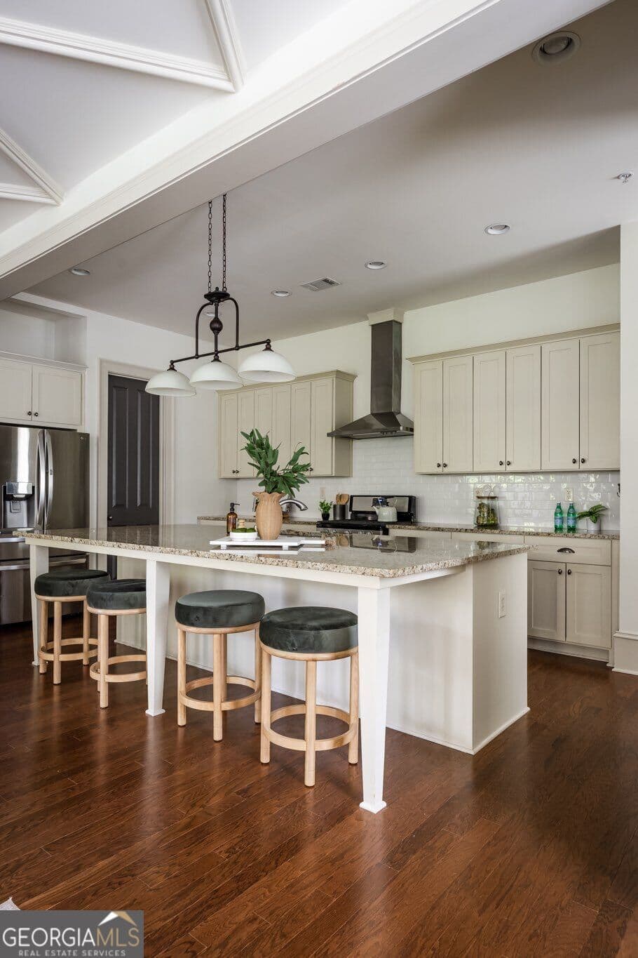 3 bedroom, 3.5 bathroom, 2,400 sq ft townhouse for sale at 6015 Webster Circle, Norcross, GA 30071 — photo 8