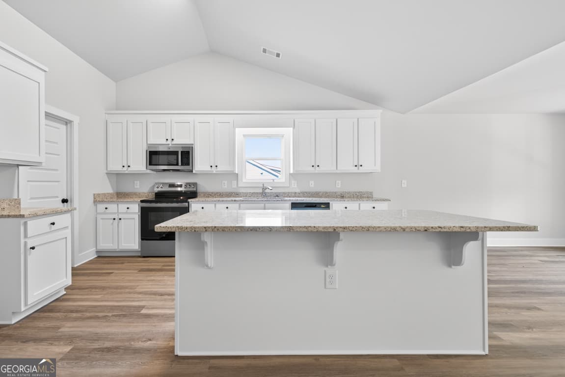 4 bedroom, 2.5 bathroom, 2,250 sq ft single family residence for sale at 648 Seed Cleaner Road 13, Hartwell, GA 30643 — photo 9