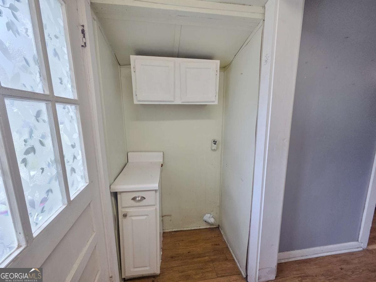 2 bedroom, 1 bathroom, 886 sq ft single family residence under contract at 188 Holmesville Road, Baxley, GA 31513 — photo 10