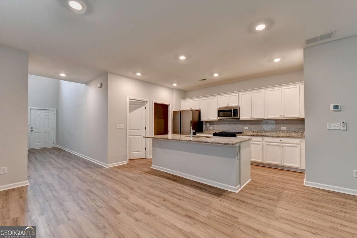 5 bedroom, 2.5 bathroom, 2,338 sq ft single family residence for rent at 175 Grey Falcon Avenue, Braselton, GA 30517 for $2,350 a month — photo 10