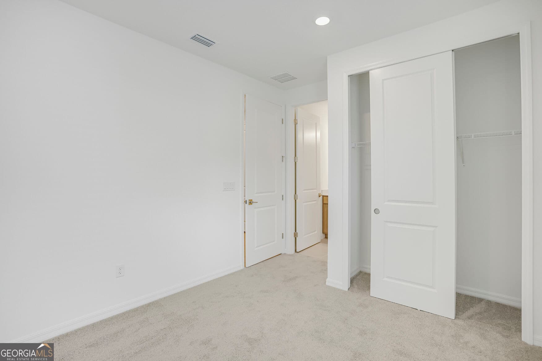 3 bedroom, 3 bathroom, 2,139 sq ft single family residence for sale at 209 Madeline Taylor Place, Kingsland, GA 31548 — photo 6