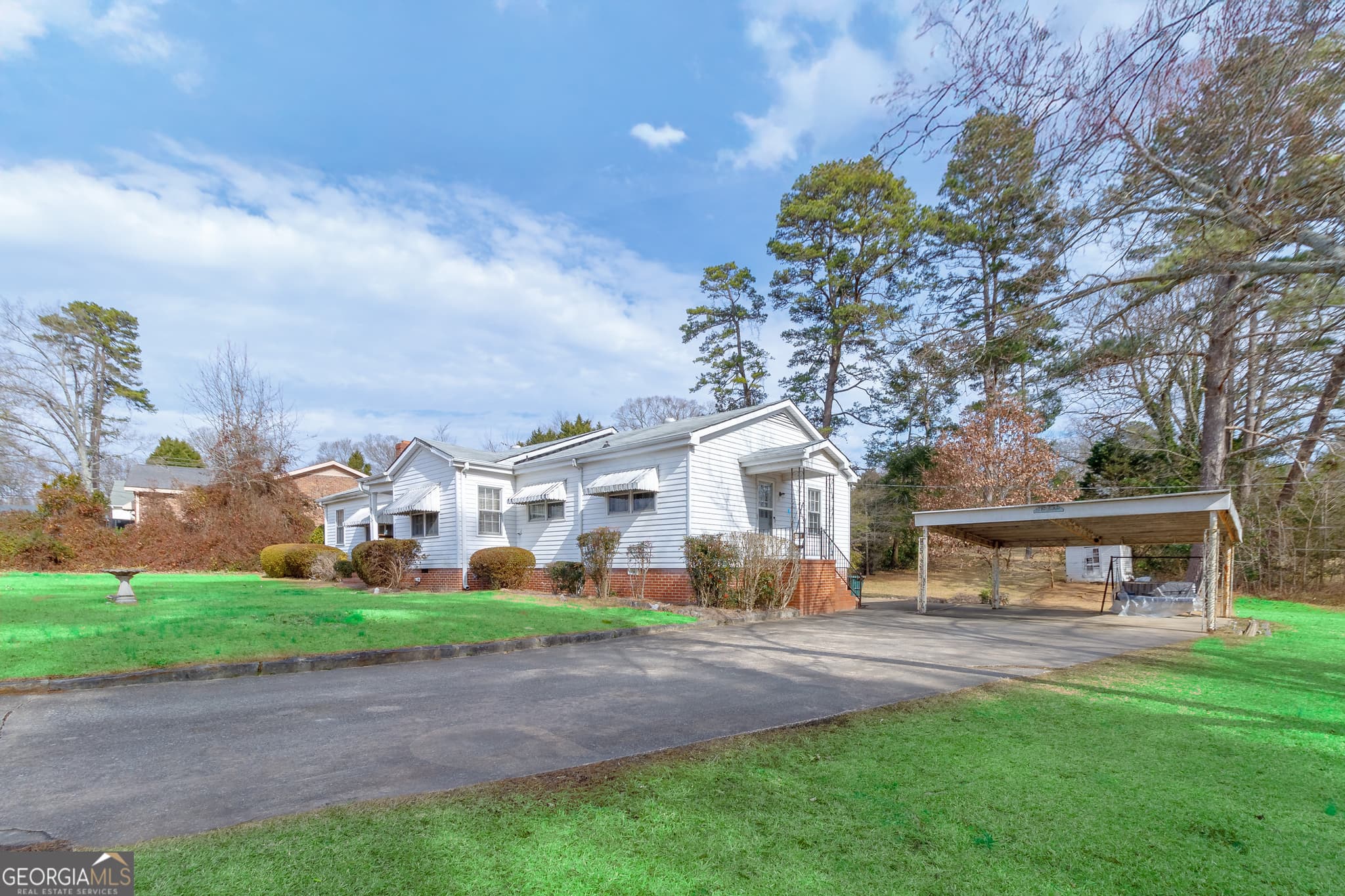 2 bedroom, 1 bathroom, 1,656 sq ft single family residence for sale at 317 Georgia Avenue, Winder, GA 30680 — photo 3