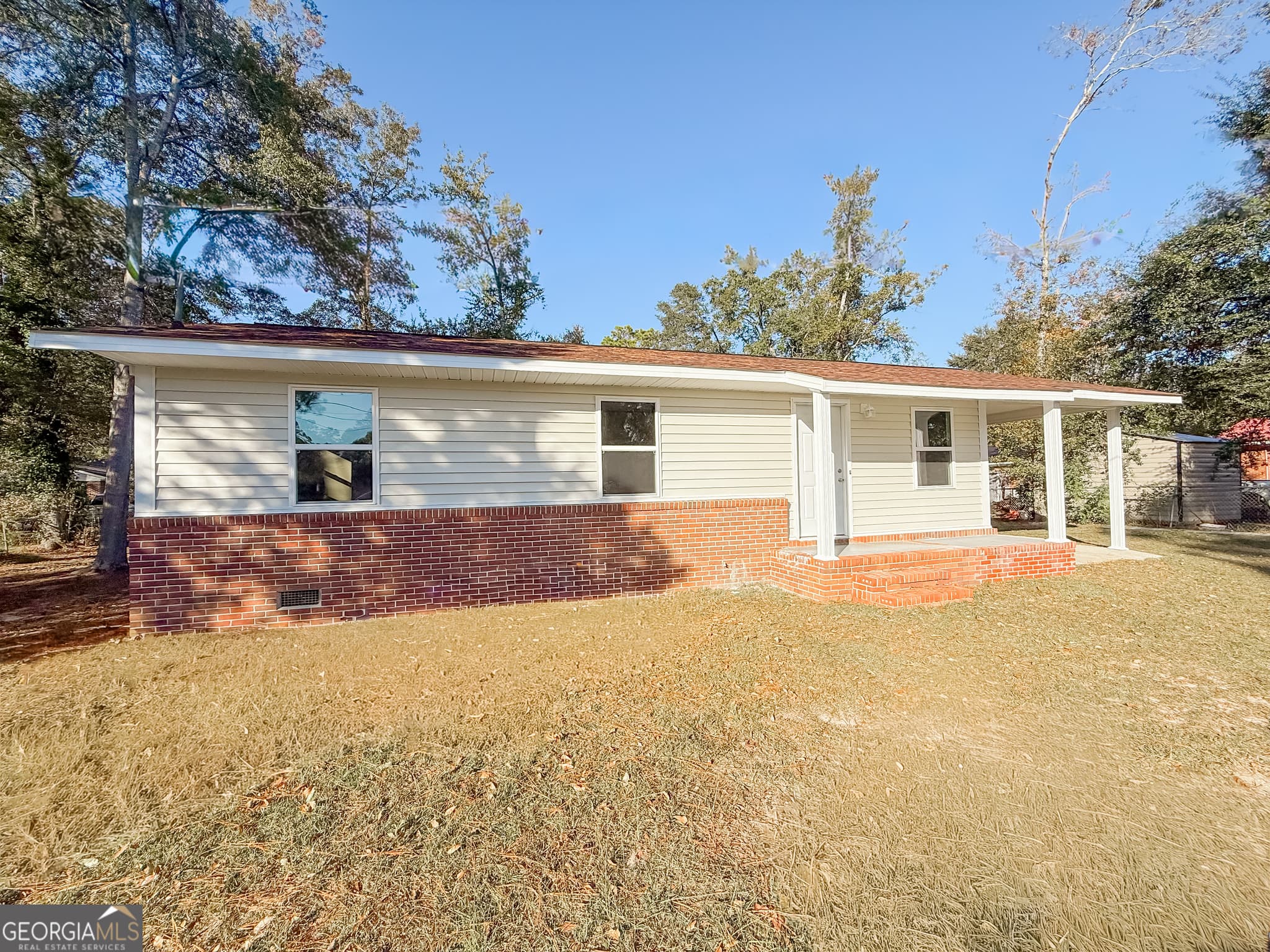 3 bedroom, 1 bathroom, 1,025 sq ft single family residence sold at 319 Brown Avenue, Millen, GA 30442