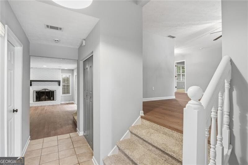 3 bedroom, 2 bathroom, 1,651 sq ft single family residence for sale at 4173 Oak Ferry Drive, Kennesaw, GA 30144 — photo 7