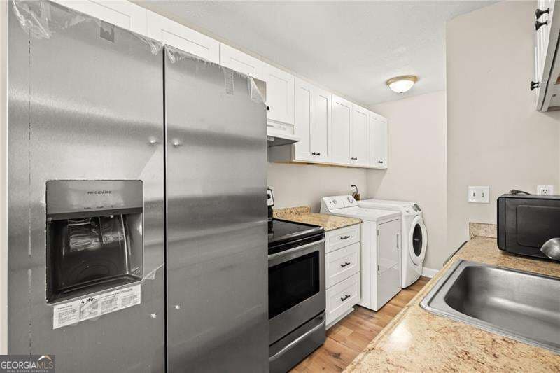 2 bedroom, 1 bathroom, 882 sq ft condominium for sale at 1330 Surrey Lane, Marietta, GA 30008 — photo 7