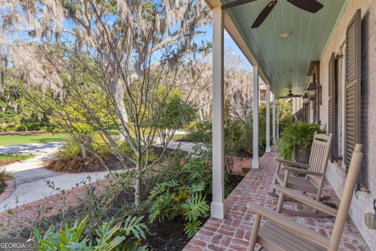 4 bedroom, 5 bathroom, 6,119 sq ft single family residence for sale at 400 Stevens Road, St. Simons, GA 31522 — photo 9