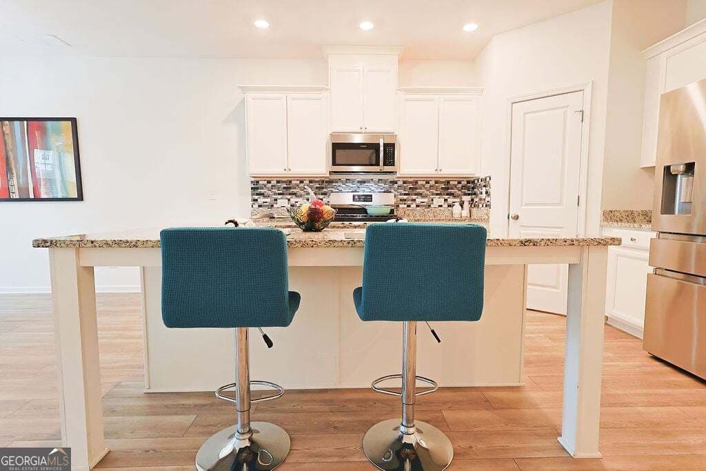 3 bedroom, 2.5 bathroom, 1,901 sq ft townhouse for sale at 515 Sausalito Walk, Suwanee, GA 30024 — photo 7