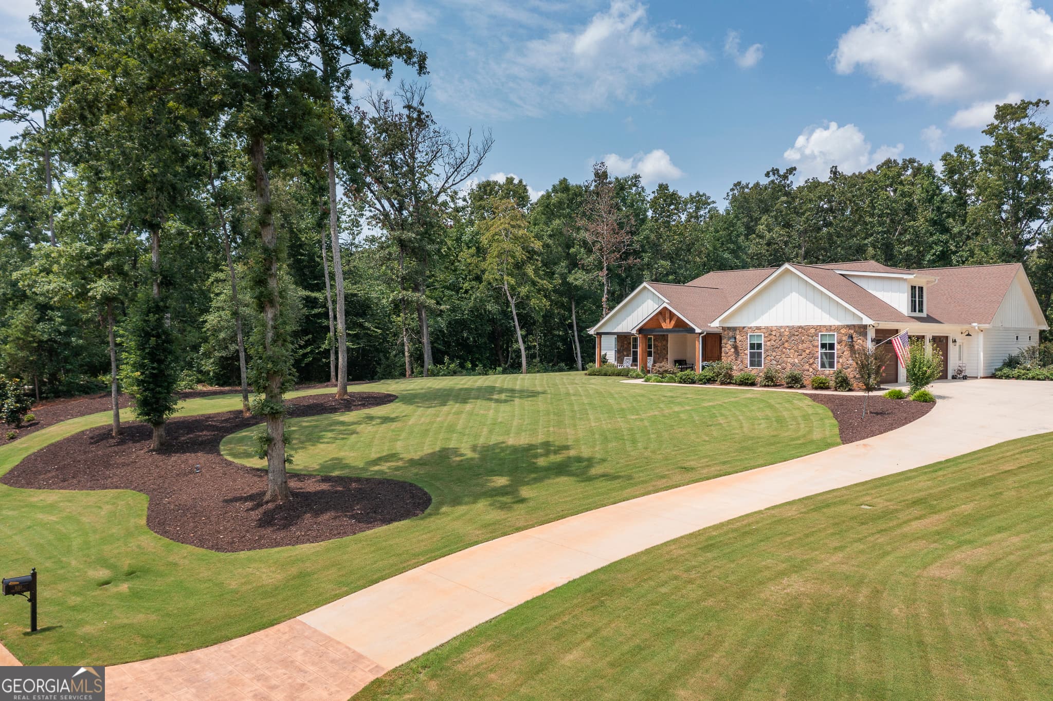 3 bedroom, 2.5 bathroom, 2,800 sq ft single family residence for sale at 1010 Port Anne Cove, Anderson, SC 29625 — photo 5