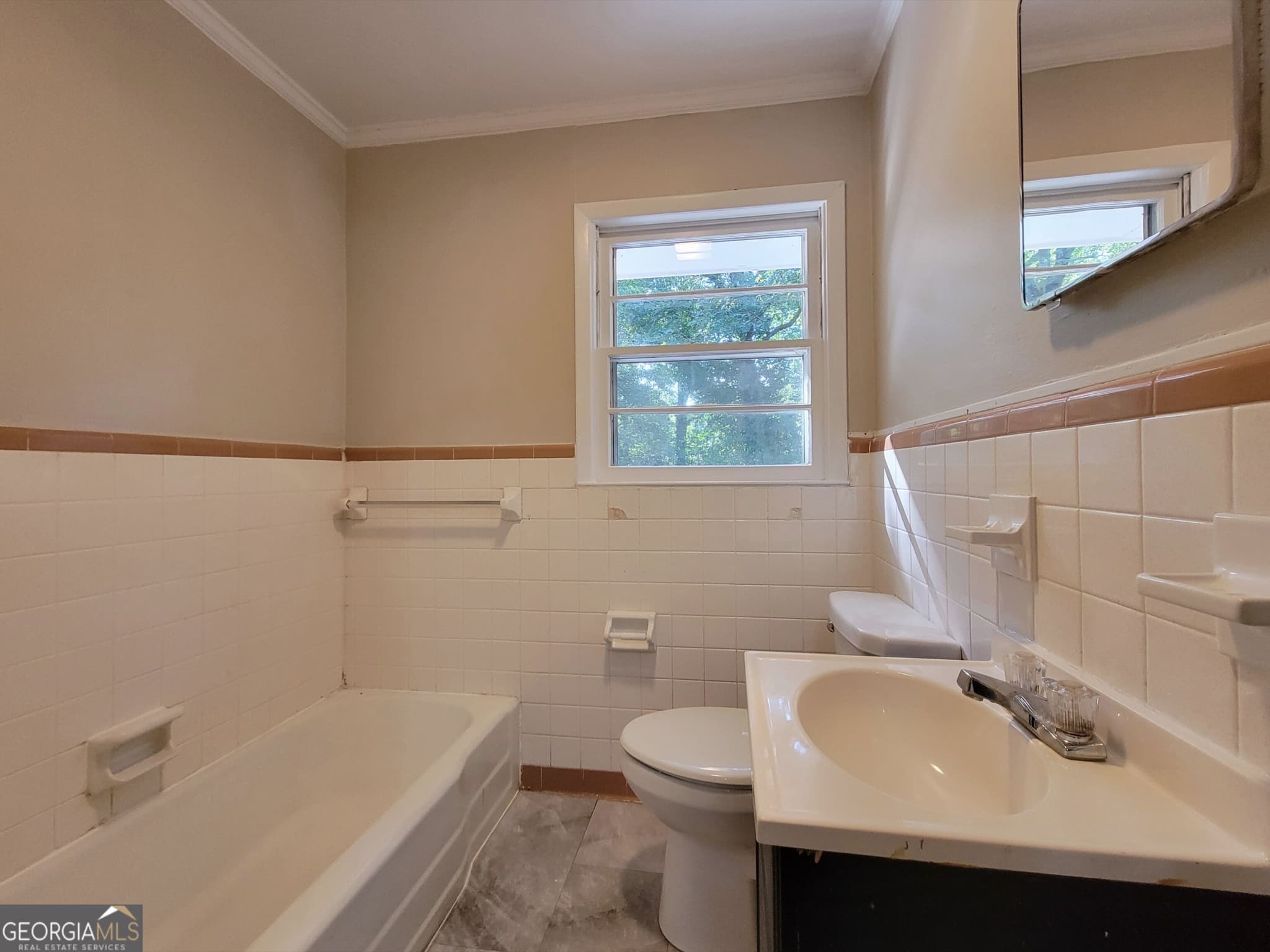 2 bedroom, 1 bathroom, 1,002 sq ft single family residence for rent at 117 Martha Street, Winder, GA 30680 for $1,425 a month — photo 8