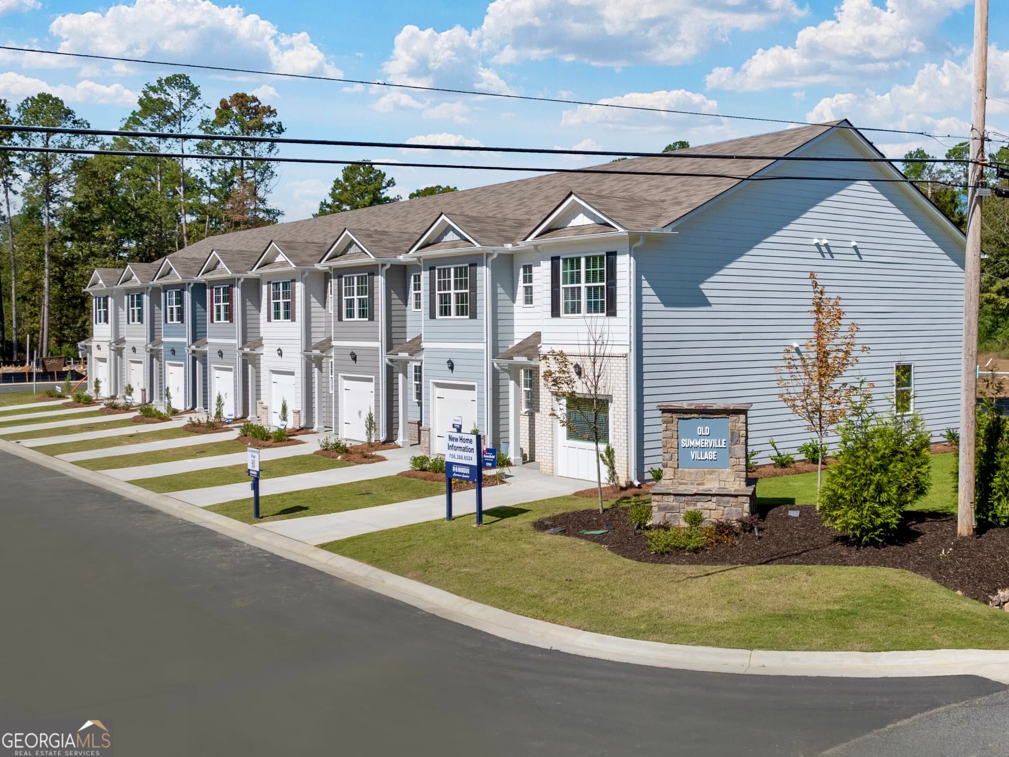 3 bedroom, 2.5 bathroom, 1,418 sq ft townhouse for rent at 1 Sweetspire Drive, Rome, GA 30165 for $1,750 a month — photo 3