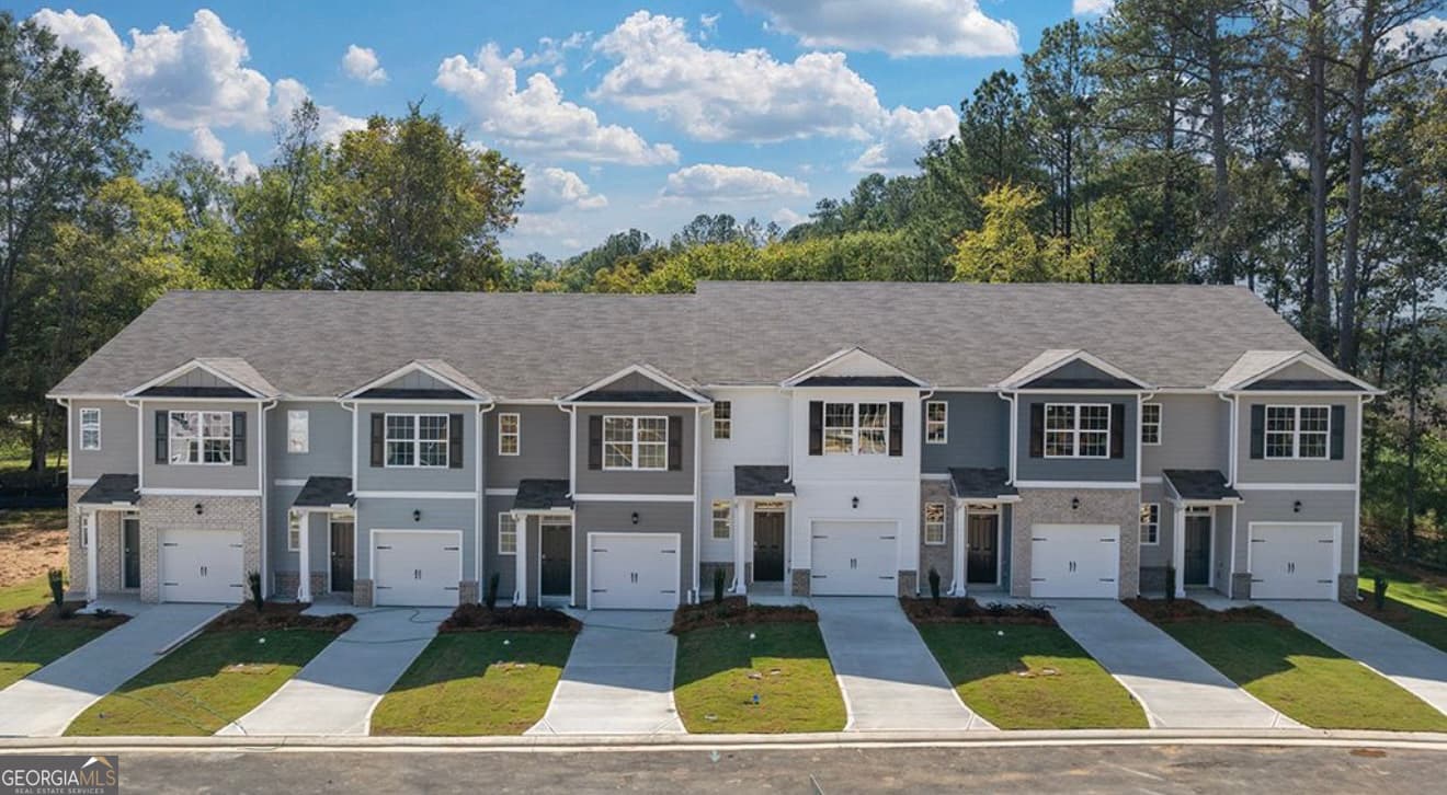3 bedroom, 2.5 bathroom, 1,418 sq ft townhouse for rent at 1 Sweetspire Drive, Rome, GA 30165 for $1,750 a month — photo 4