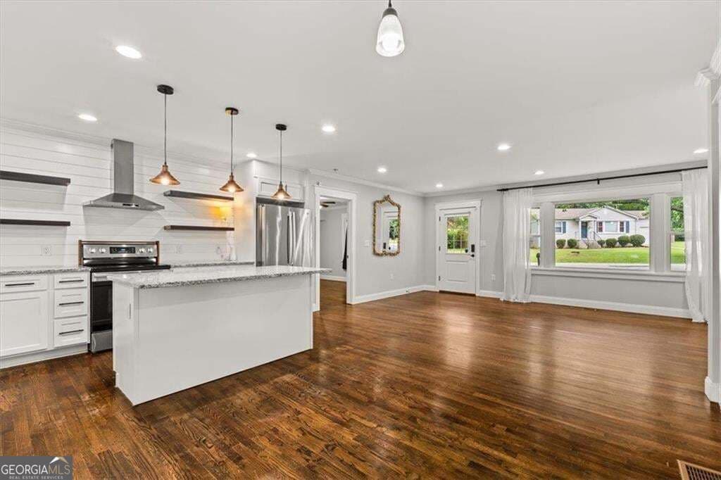 3 bedroom, 2 bathroom, 1,307 sq ft single family residence for sale at 1546 Cloverdale Drive, Marietta, GA 30067 — photo 10