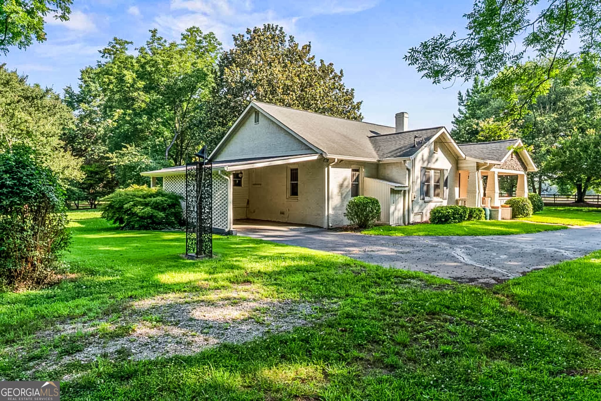 3 bedroom, 2 bathroom, 1,764 sq ft single family residence for sale at 1608 Kelleytown Road, Mcdonough, GA 30252 — photo 4