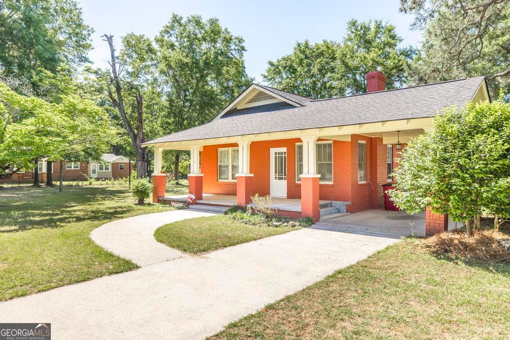 3 bedroom, 2 bathroom, 1,368 sq ft single family residence under contract at 197 Commerce Street, Hawkinsville, GA 31036 — photo 6