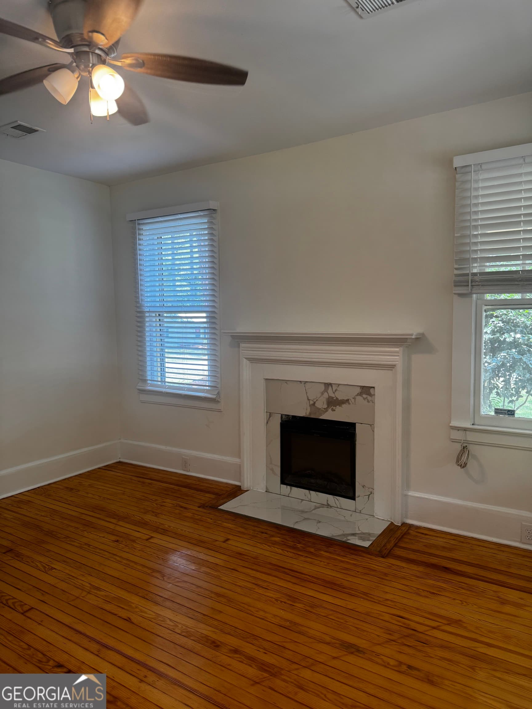 3 bedroom, 2 bathroom, 1,368 sq ft single family residence under contract at 197 Commerce Street, Hawkinsville, GA 31036 — photo 9