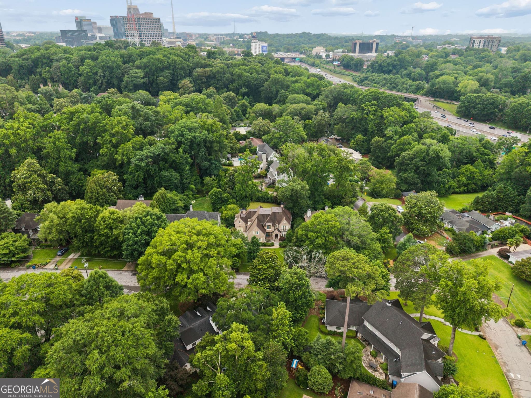 6 bedroom, 7 bathroom, 7,572 sq ft single family residence for sale at 1740 Doncaster Drive, Atlanta, GA 30309 — photo 9