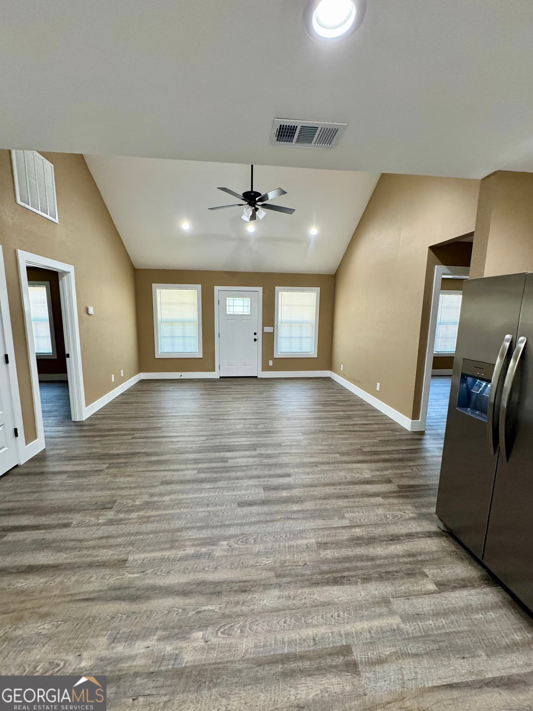 3 bedroom, 2 bathroom, 1,200 sq ft single family residence under contract at 1100 Orange Street, Vidalia, GA 30474 — photo 7