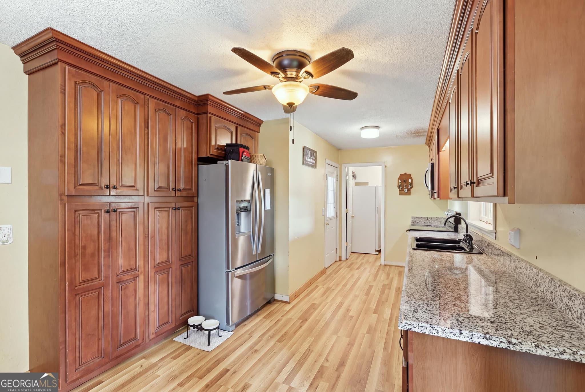 3 bedroom, 1.5 bathroom, 1,484 sq ft single family residence for sale at 282 Wall Bridge Road, Clarkesville, GA 30523 — photo 7