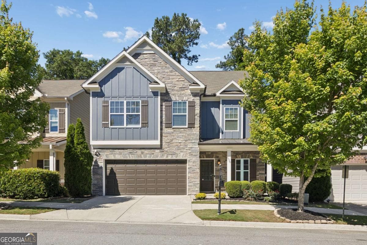 4 bedroom, 3 bathroom, 2,532 sq ft single family residence sold at 1056 Johnson Grove, Atlanta, GA 30318