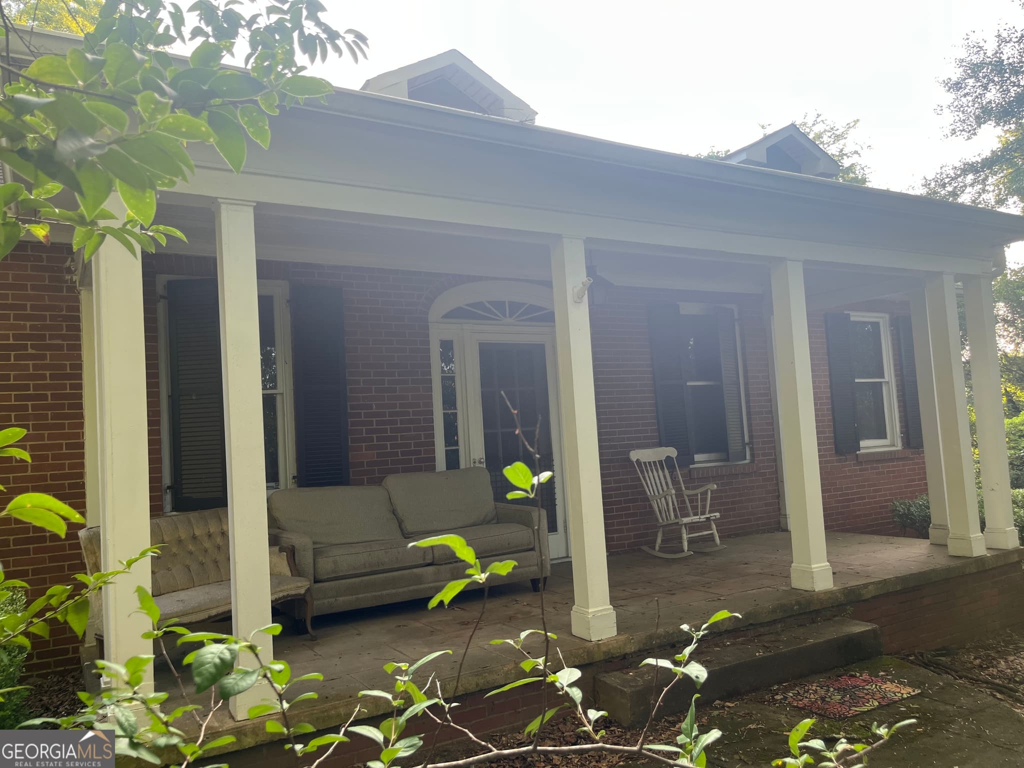 4 bedroom, 3 bathroom, 2,020 sq ft single family residence for sale at 400 N Jefferson Street, Milledgeville, GA 31061 — photo 6