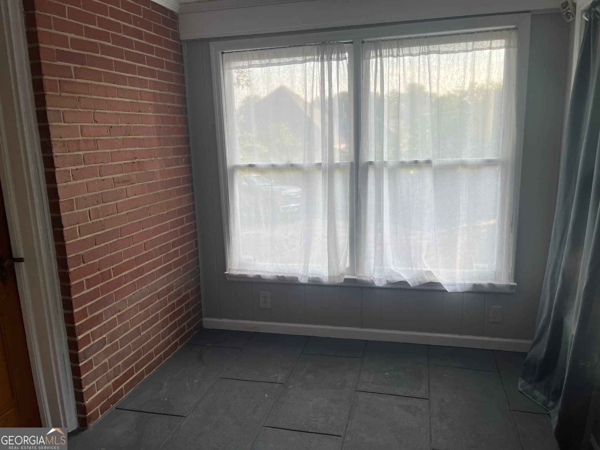 4 bedroom, 3 bathroom, 2,020 sq ft single family residence for sale at 400 N Jefferson Street, Milledgeville, GA 31061 — photo 7