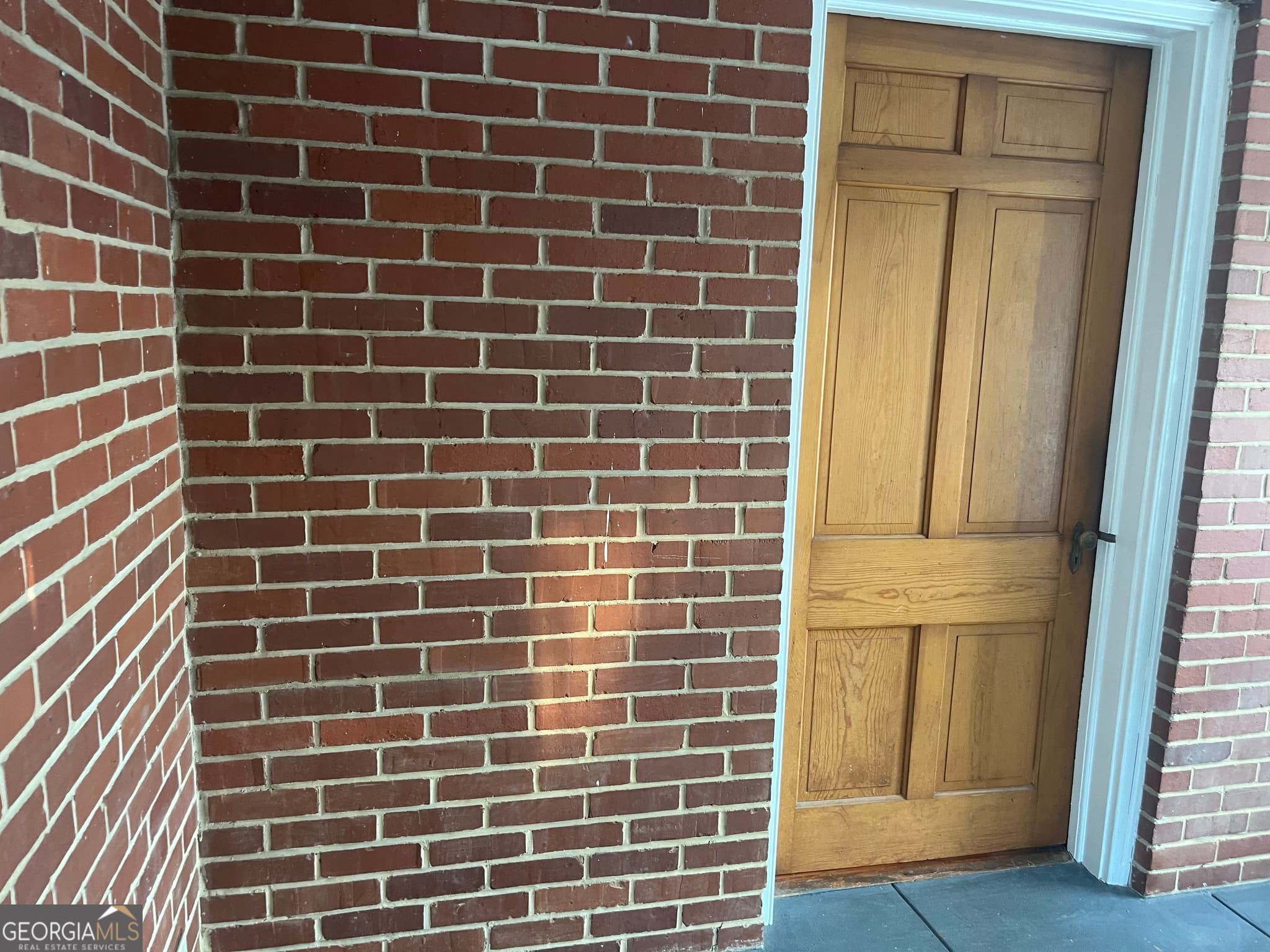 4 bedroom, 3 bathroom, 2,020 sq ft single family residence for sale at 400 N Jefferson Street, Milledgeville, GA 31061 — photo 8