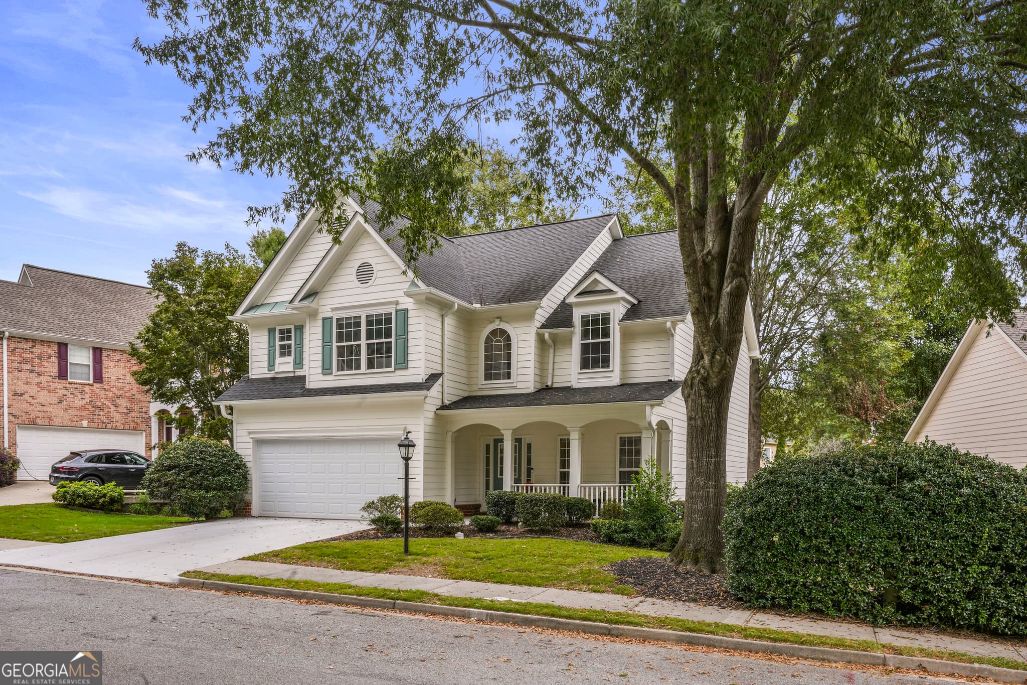 3 bedroom, 2.5 bathroom, 2,519 sq ft single family residence for sale at 3335 Lantern View Lane, Scottdale, GA 30079 — photo 2