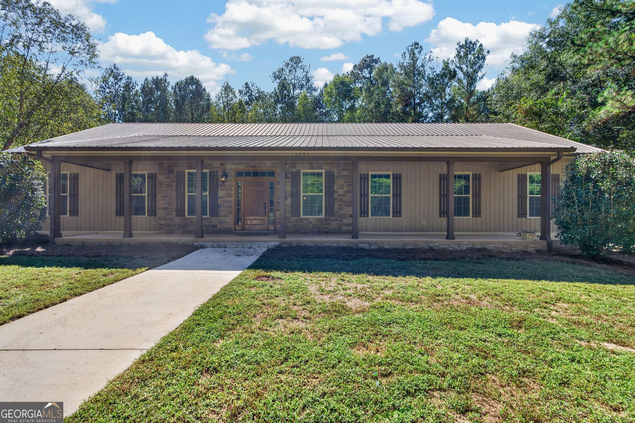 3 bedroom, 3 bathroom, 2,689 sq ft single family residence for sale at 120 Forte Avenue, Milledgeville, GA 31061 — photo 2