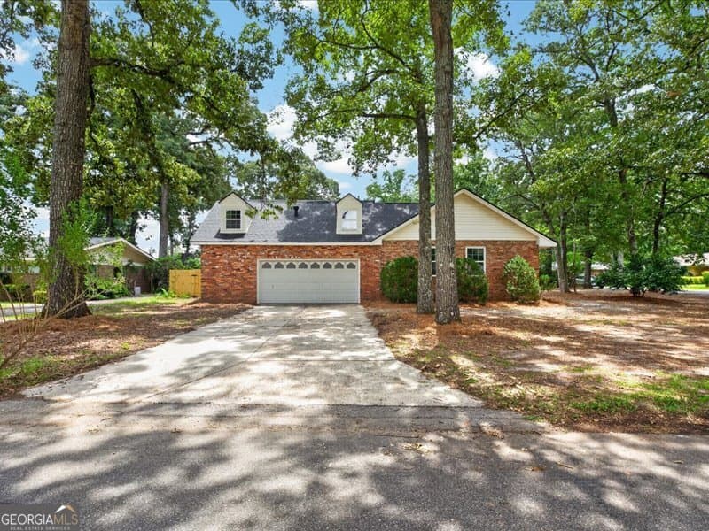 4 bedroom, 3.5 bathroom, 2,950 sq ft single family residence for sale at 216 Ridgeland Drive, Warner Robins, GA 31093 — photo 8