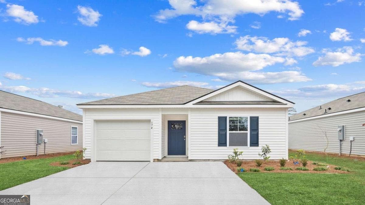 4 bedroom, 2 bathroom, 1,257 sq ft single family residence for sale at 345 Cold Creek Pass, Port Wentworth, GA 31407 — photo 3
