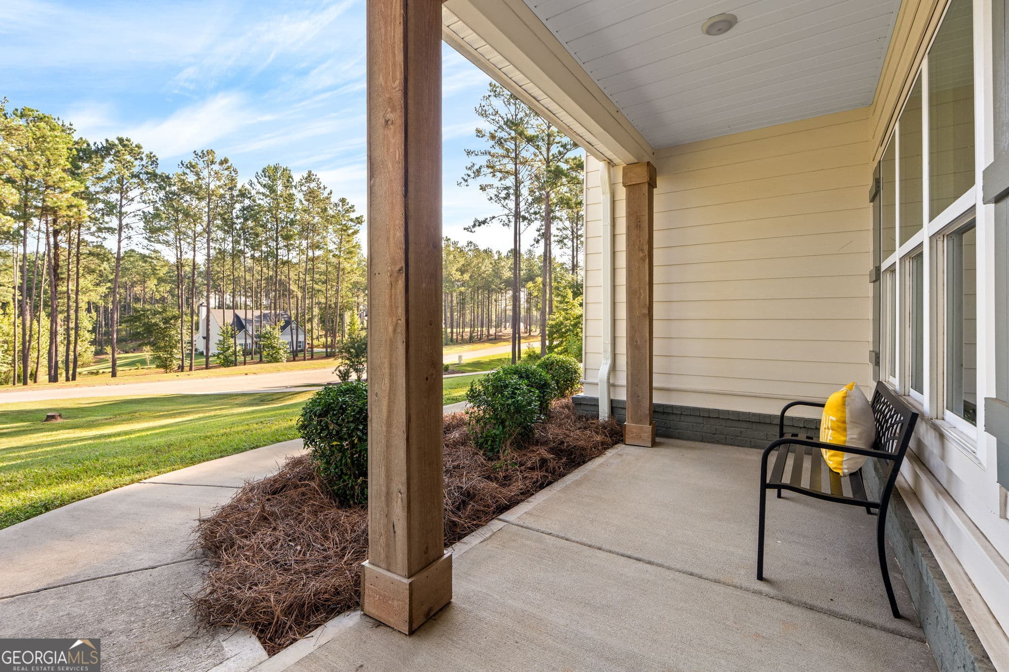 4 bedroom, 3 bathroom, 2,785 sq ft single family residence for sale at 100 Dove Creek Court, Lagrange, GA 30241 — photo 3