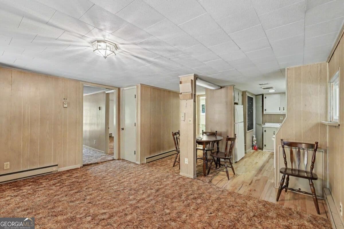 1 bedroom, 1 bathroom, 784 sq ft cabin,single family residence for sale at 138 Taylors Chapel Road, Rabun Gap, GA 30568 — photo 9