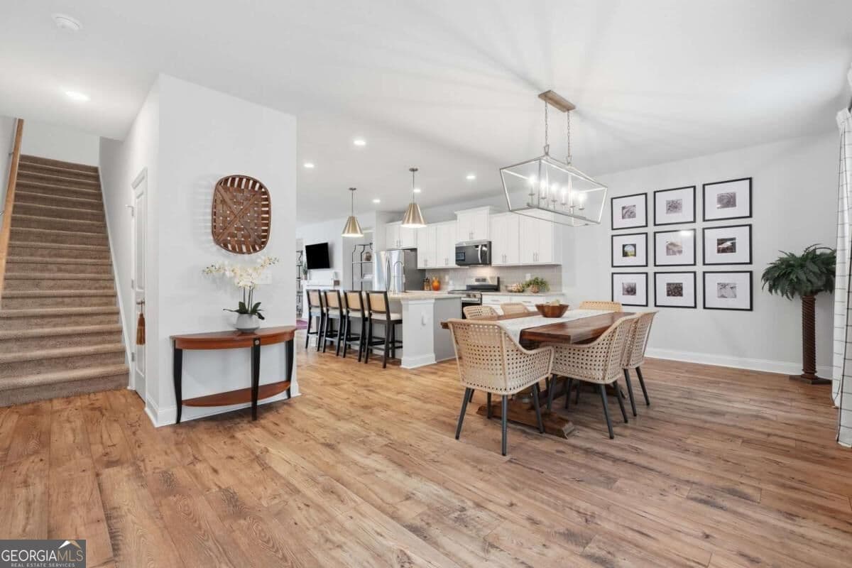 3 bedroom, 3 bathroom, 2,254 sq ft townhouse for sale at 1242 Ainsworth Alley, Sugar Hill, GA 30518 — photo 9