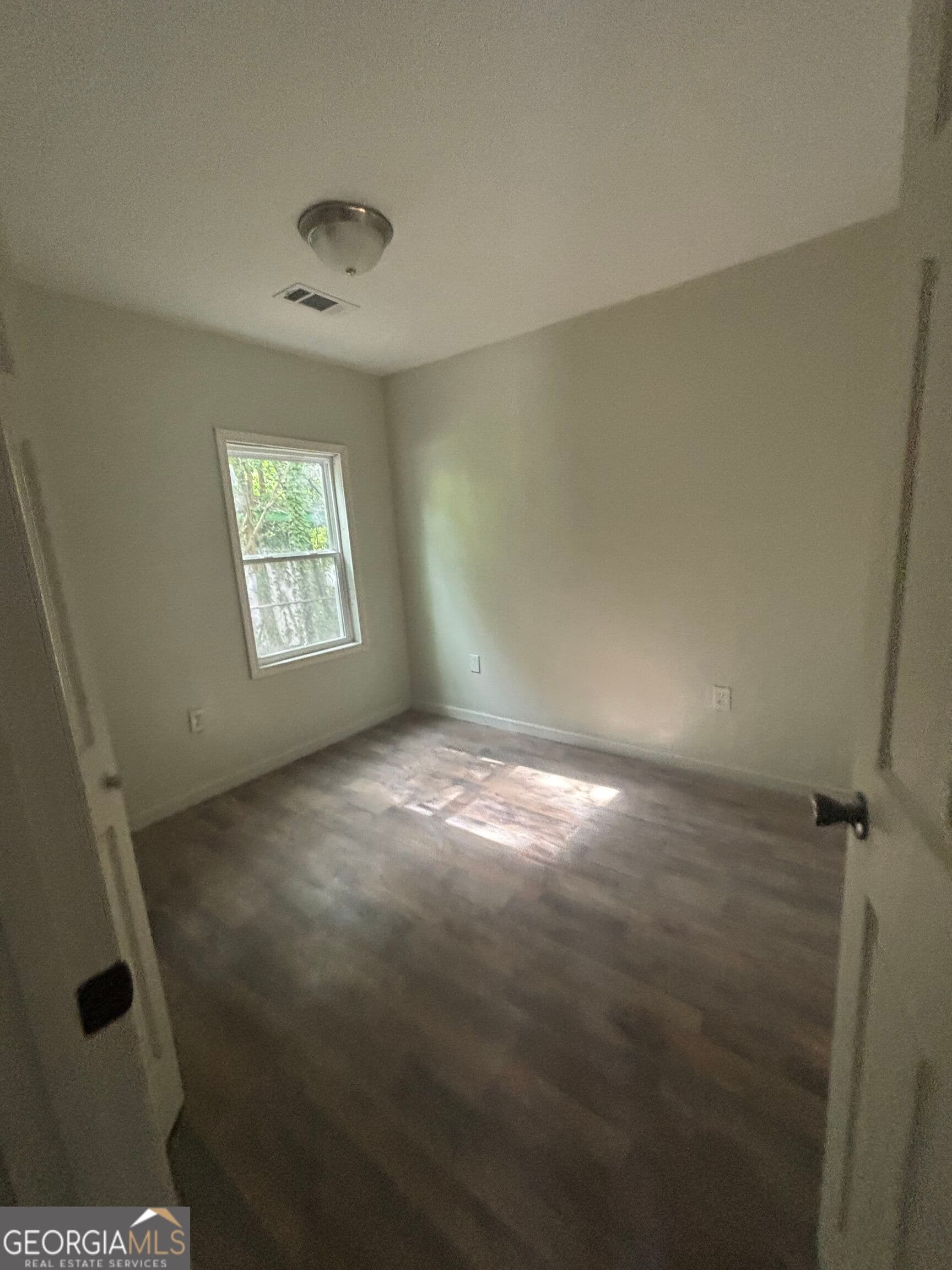 3 bedroom, 2 bathroom, 1,200 sq ft duplex for rent at 934 India Avenue, Macon, GA 31206 for $975 a month — photo 2