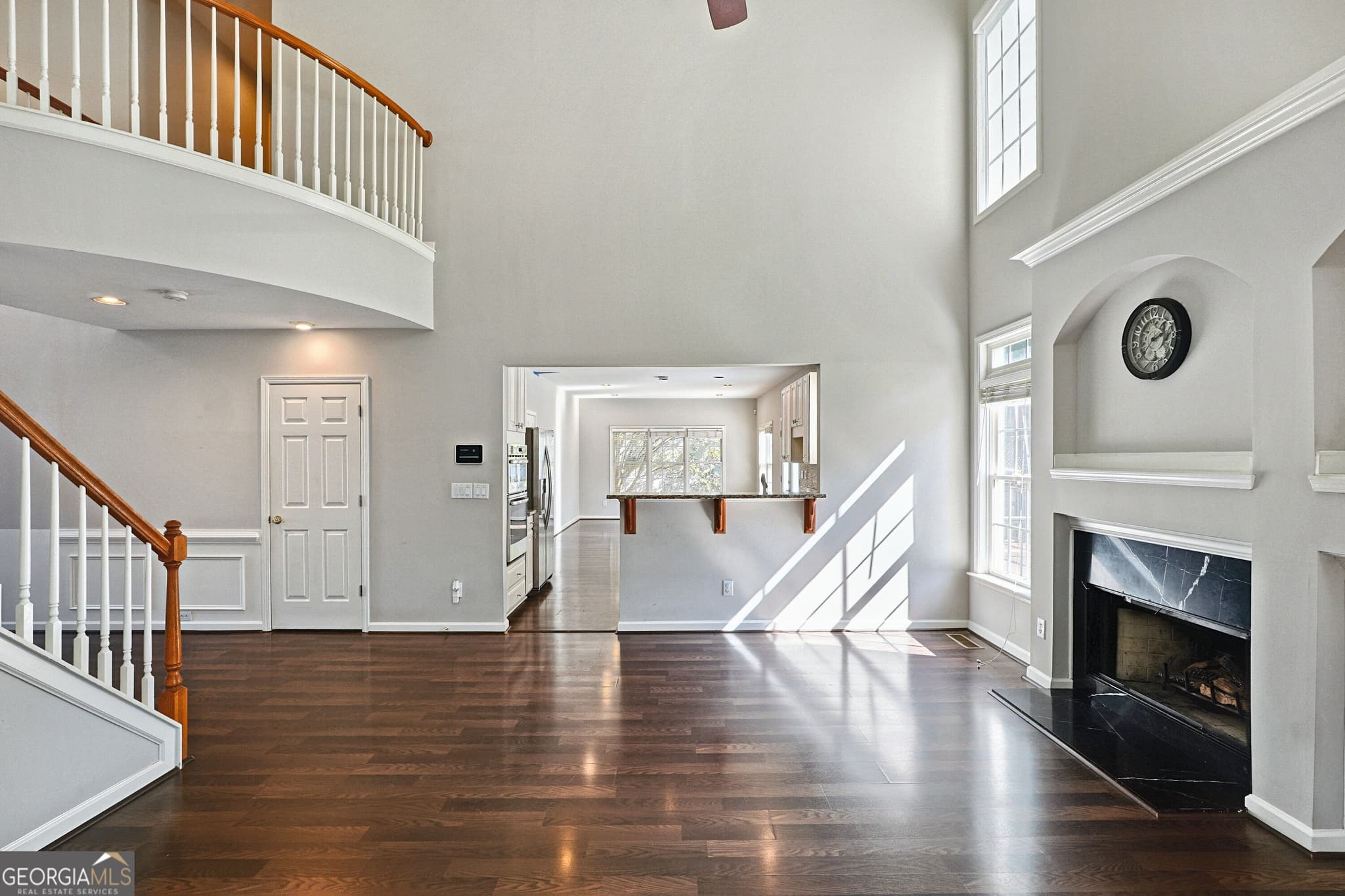 4 bedroom, 2.5 bathroom, 3,303 sq ft single family residence for sale at 1644 Omara Lane, Smyrna, GA 30082 — photo 3