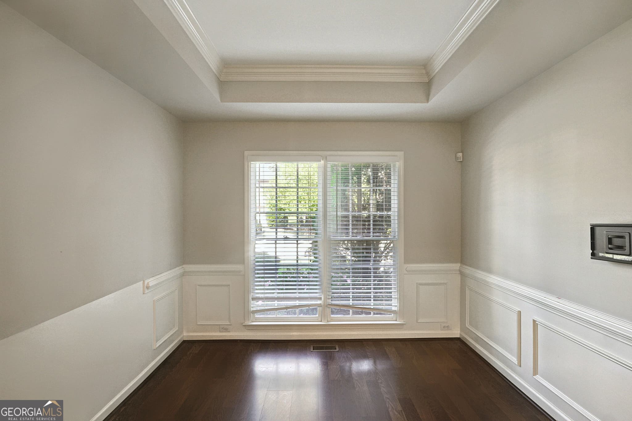 4 bedroom, 2.5 bathroom, 3,303 sq ft single family residence for sale at 1644 Omara Lane, Smyrna, GA 30082 — photo 9