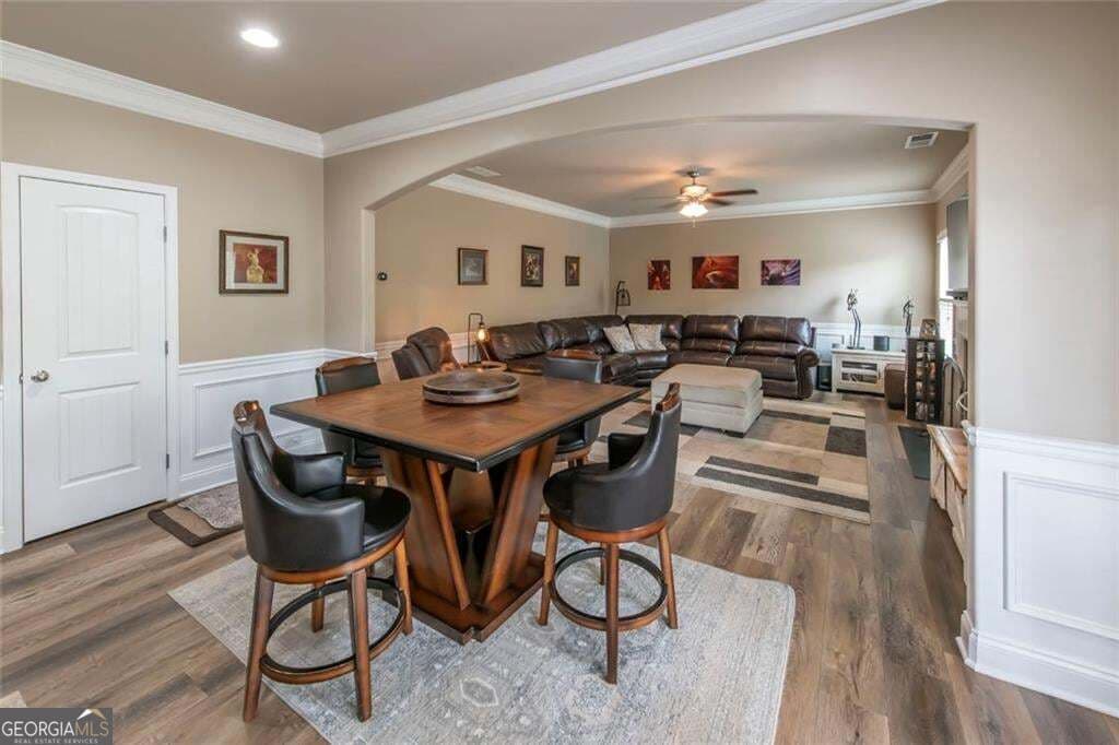 4 bedroom, 2.5 bathroom, 2,642 sq ft single family residence for sale at 4230 Hopewell Manor Drive, Cumming, GA 30028 — photo 3