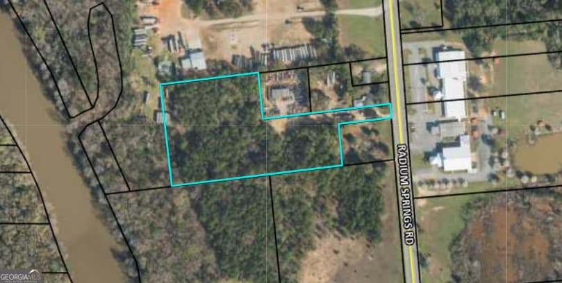residential lot for sale at 2021 Radium Springs Road, Albany, GA 31705 — photo 1 of 1