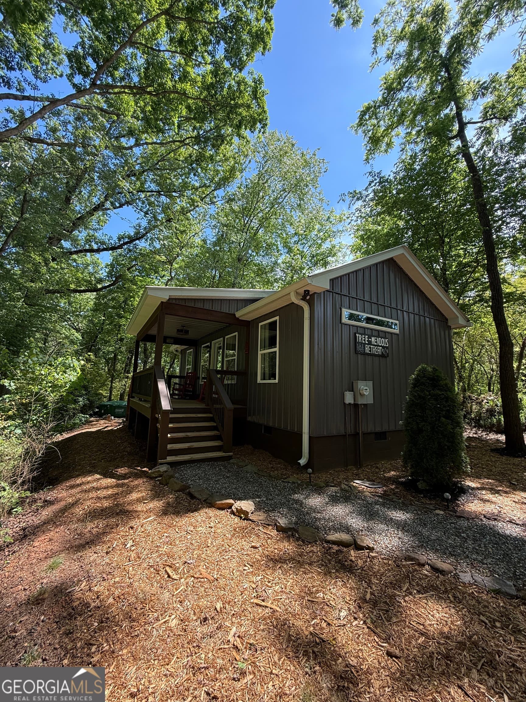 2 bedroom, 2 bathroom, 528 sq ft cabin,single family residence sold at 110 Cody Road, Mount Airy, GA 30563