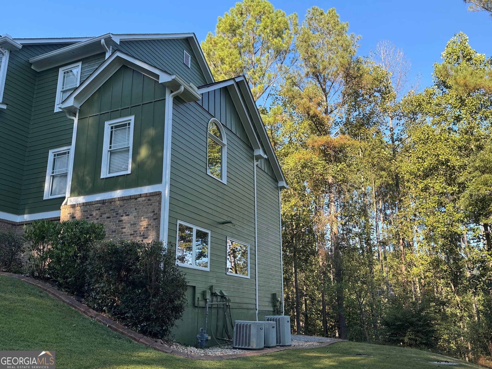 5 bedroom, 4.5 bathroom, 5,787 sq ft single family residence for sale at 185 Georgetown Drive, Dallas, GA 30132 — photo 10