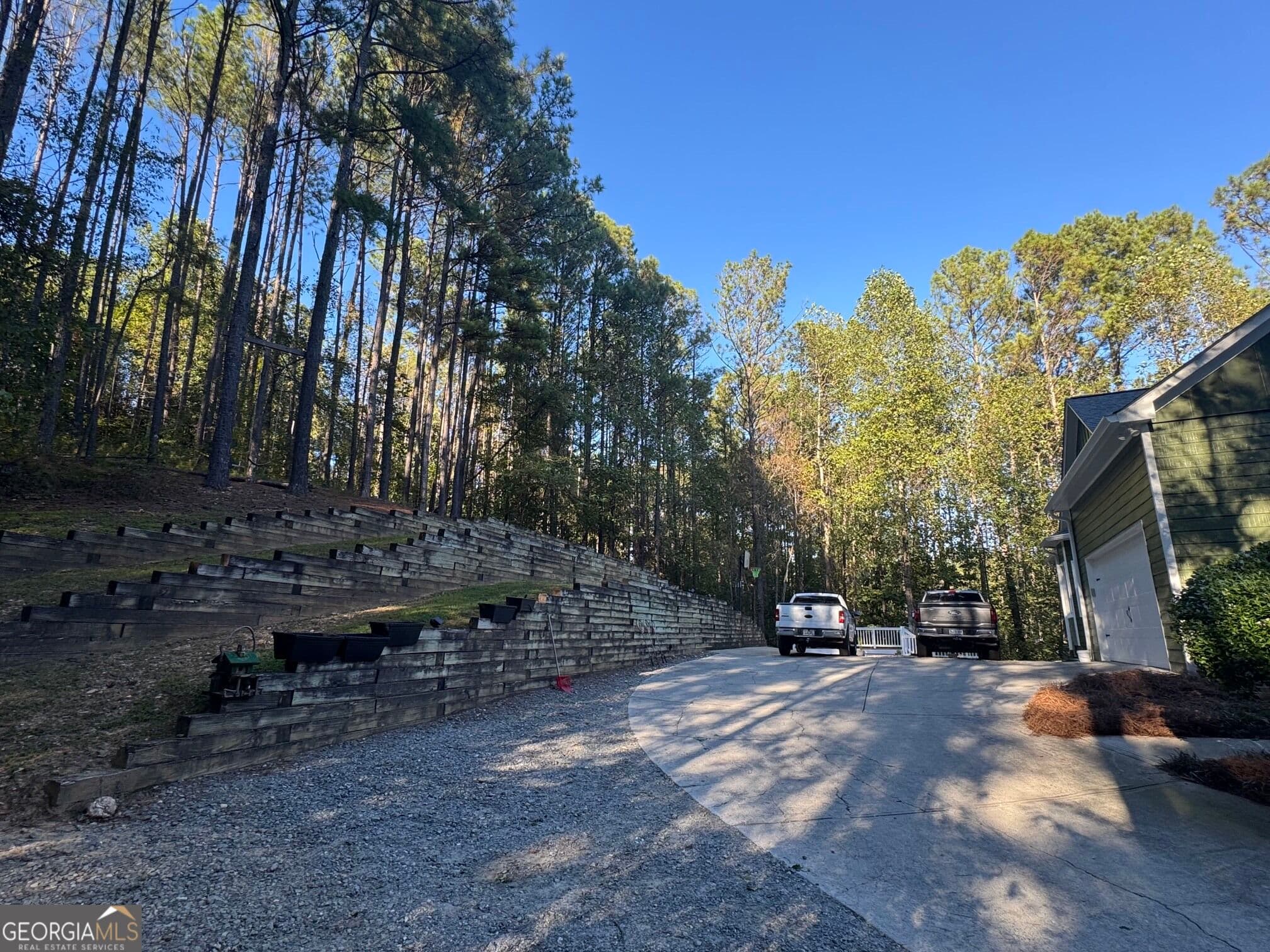5 bedroom, 4.5 bathroom, 5,787 sq ft single family residence for sale at 185 Georgetown Drive, Dallas, GA 30132 — photo 8