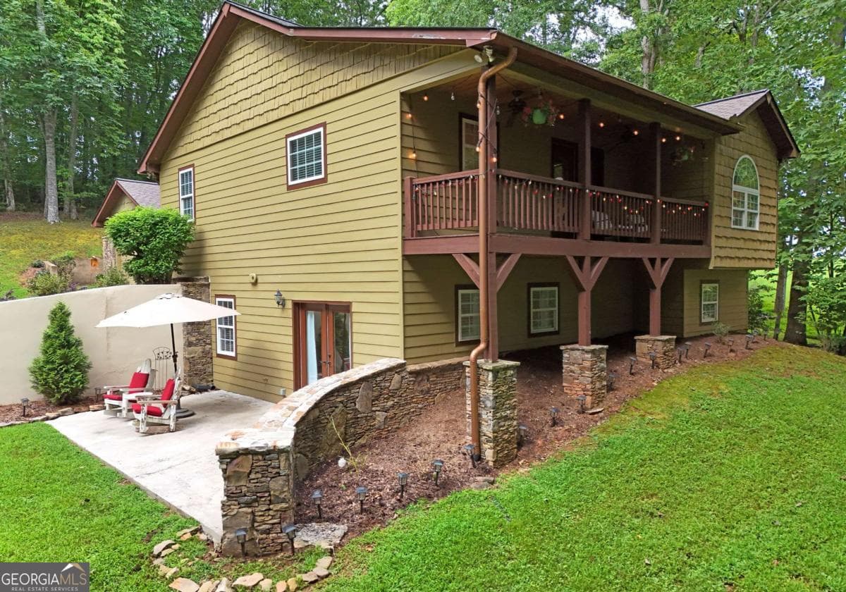 3 bedroom, 3 bathroom, 2,772 sq ft single family residence for sale at 1512 Smithfield Lane, Young Harris, GA 30582