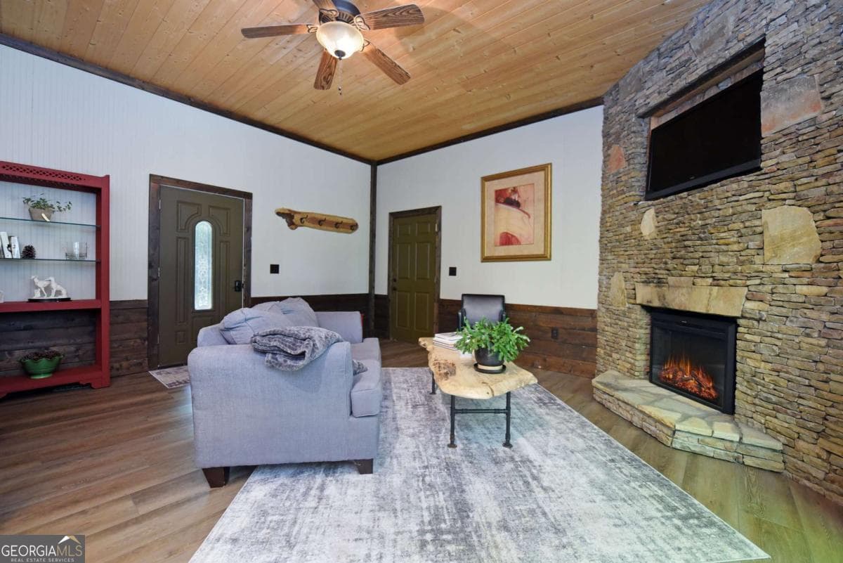 3 bedroom, 3 bathroom, 2,772 sq ft single family residence for sale at 1512 Smithfield Lane, Young Harris, GA 30582 — photo 9
