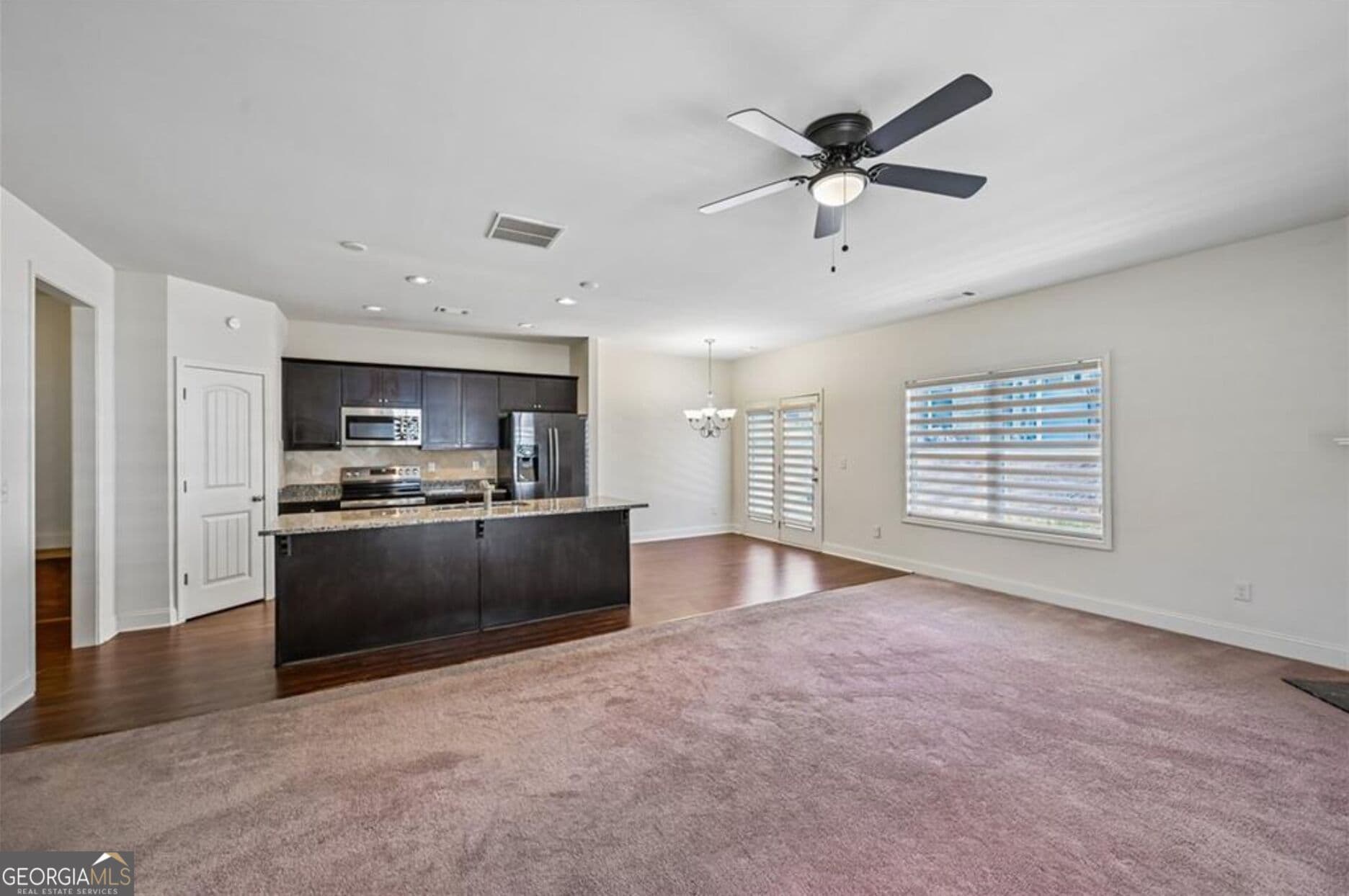 3 bedroom, 2.5 bathroom, 1,960 sq ft townhouse for rent at 256 Centerview Way, Lawrenceville, GA 30046 for $2,500 a month — photo 7