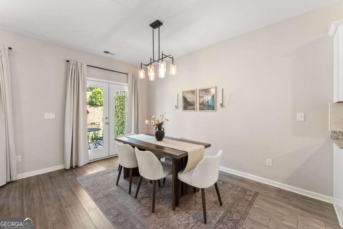 3 bedroom, 2.5 bathroom, 1,898 sq ft townhouse for sale at 1969 Lanier Harbor Point, Buford, GA 30518 — photo 7