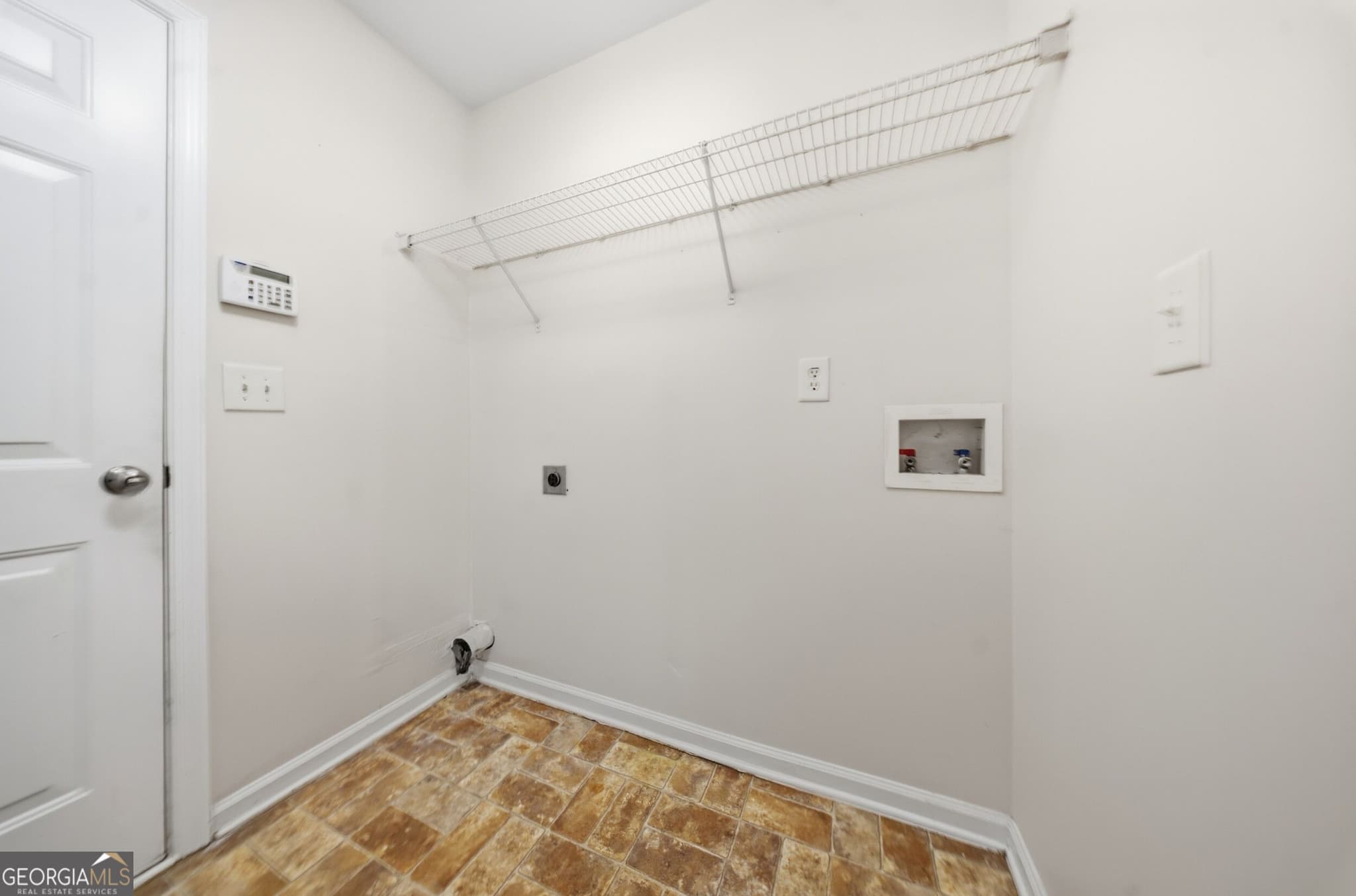 3 bedroom, 2 bathroom, 1,588 sq ft single family residence for sale at 177 Revolutionary Drive, Hampton, GA 30228 — photo 9