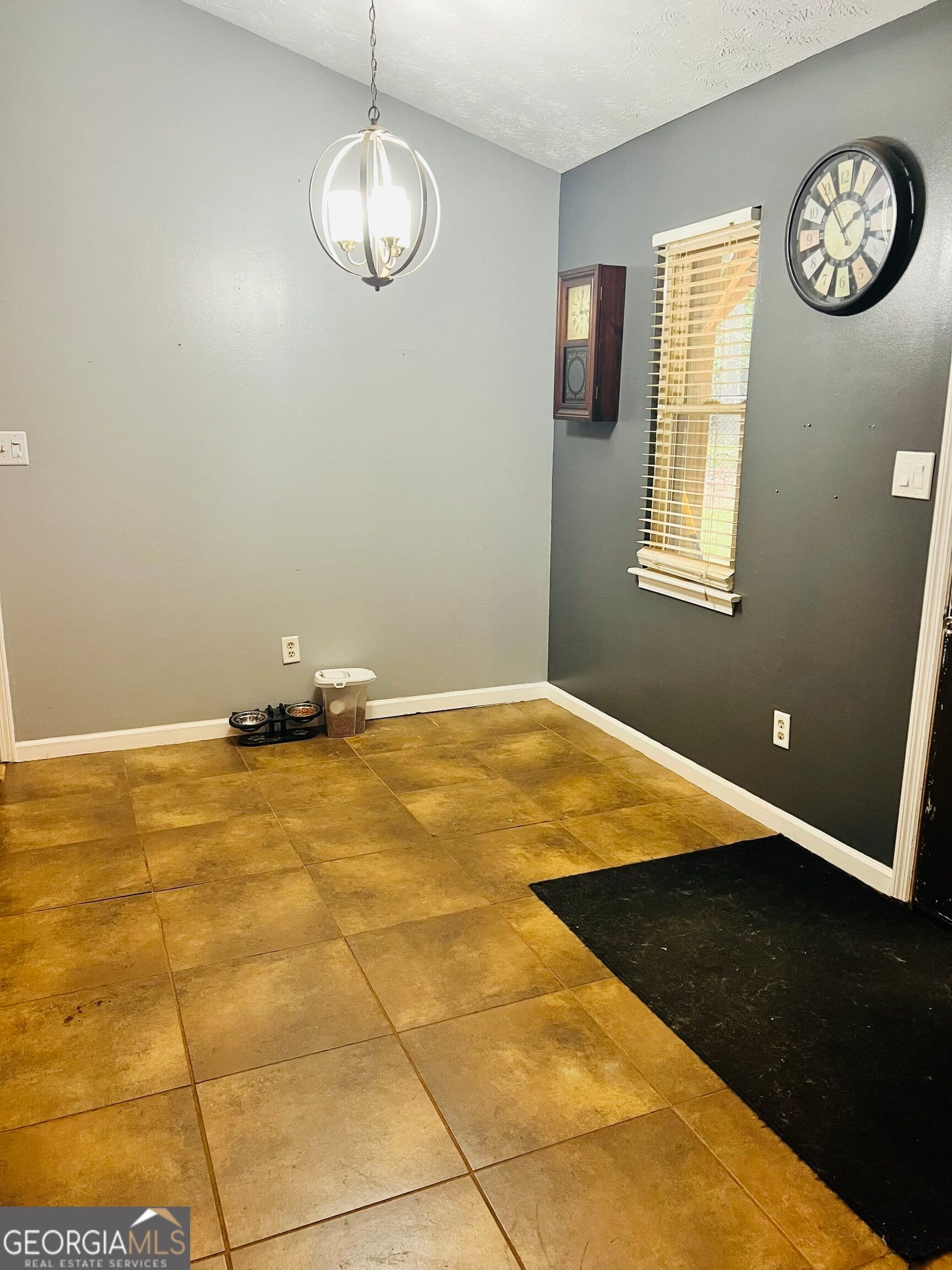 4 bedroom, 2 bathroom, 1,560 sq ft single family residence for sale at 3173 Pritchards Trace, Douglasville, GA 30135 — photo 8